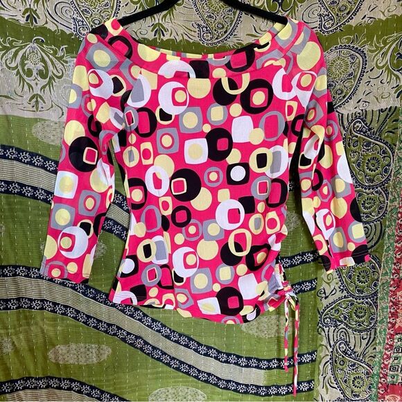Y2K Beware Bright Pink Abstract Mesh Blouse Size Small - Picture 1 of 16